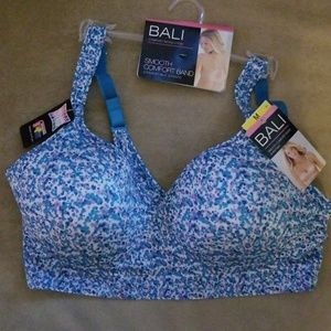 Bali Smooth Comfort Band Convertible Bra M